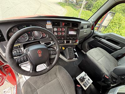 2021 Kenworth T800