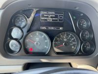 2015 Peterbilt 579-117