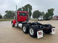 2021 Peterbilt 389