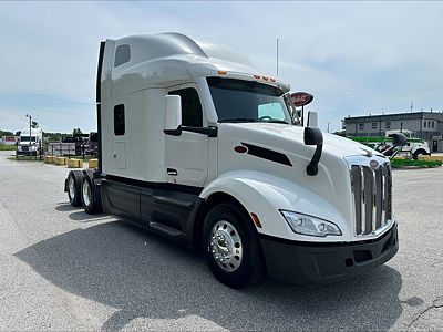 2022 Peterbilt 579