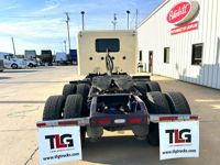 2022 Peterbilt 389