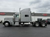 2016 Peterbilt 389-131
