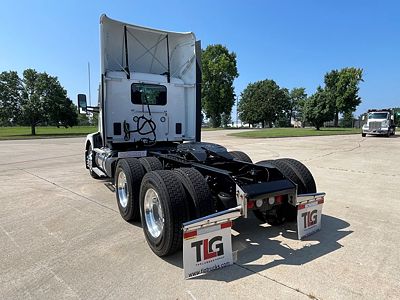 2022 Kenworth T680
