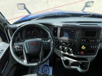 2023 Peterbilt 579