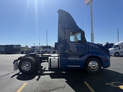 2020 Volvo VNL42T