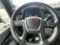 2022 Peterbilt 579