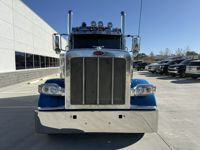 2022 Peterbilt 389