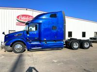2021 Peterbilt 579-123