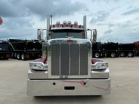 2021 Peterbilt 389