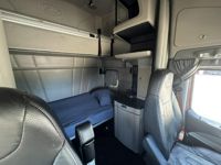 2023 Peterbilt 579