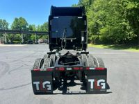 2022 Peterbilt 389