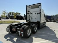 2022 Freightliner CASCADIA 116
