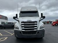 2020 Freightliner CASCADIA 126