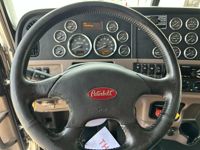 2021 Peterbilt 389
