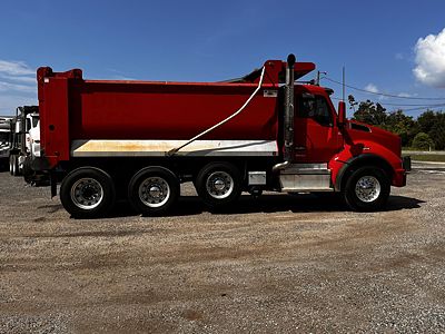 2025 Kenworth T880