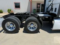 2022 Kenworth T680