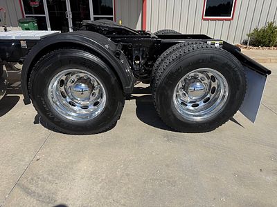 2022 Peterbilt 389