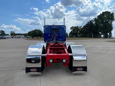 2025 Peterbilt 589