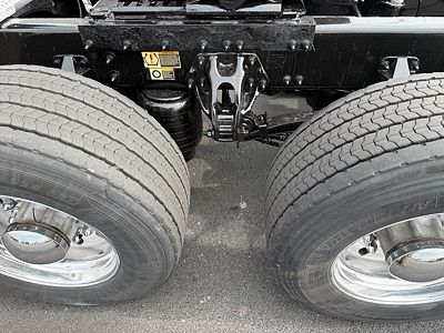 2022 Peterbilt 389-131