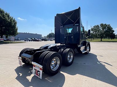 2023 Kenworth T680