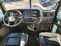 2022 Peterbilt 389