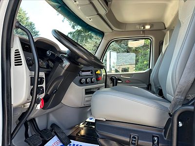 2022 Peterbilt 567