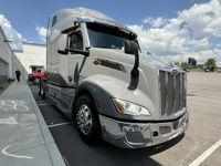 2023 Peterbilt 579