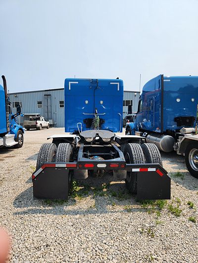 2021 Peterbilt 567