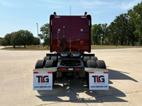 2023 Peterbilt 389
