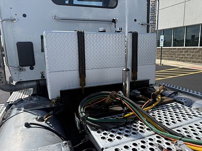 2022 Kenworth T880