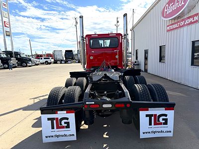 2023 Peterbilt 389