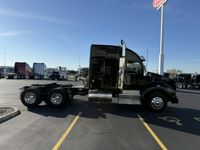 2022 Kenworth T880