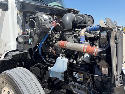 2023 Peterbilt 579