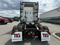 2022 Freightliner CASCADIA 116
