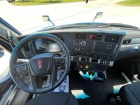 2023 Kenworth T680