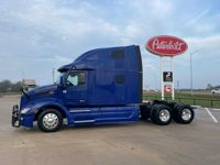 2023 Peterbilt 579