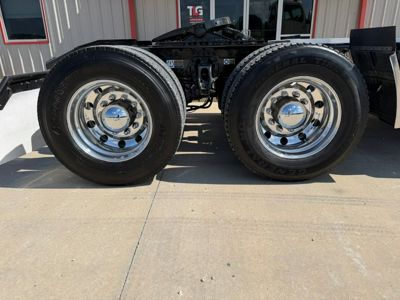 2022 Peterbilt 579