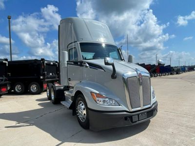 2023 Kenworth T680