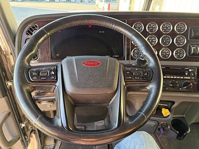 2024 Peterbilt 389-131
