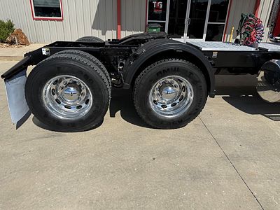 2022 Peterbilt 389