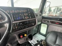 2019 Peterbilt 389