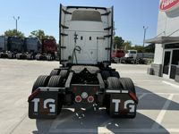 2021 Freightliner CASCADIA 116