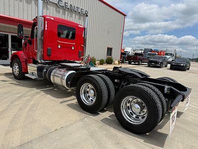 2021 Peterbilt 567