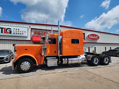 2018 Peterbilt 389
