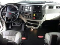 2023 Peterbilt 579
