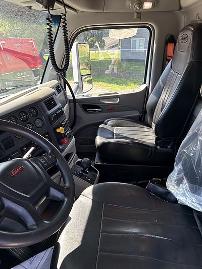 2019 Peterbilt 567