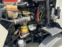 2017 Freightliner CASCADIA 113
