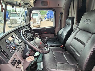 2018 Peterbilt 389