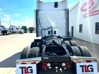 2022 Peterbilt 567