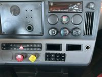 2020 Freightliner CASCADIA 126